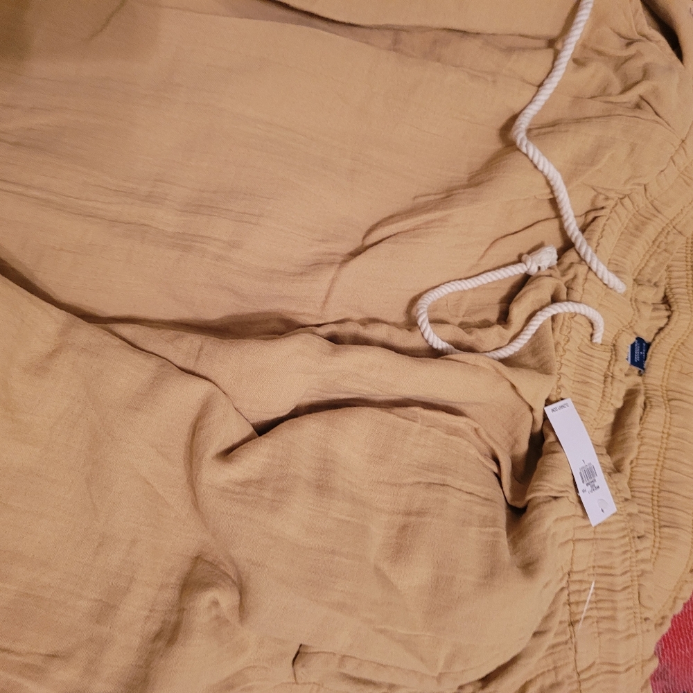NWT Old Navy, High/comfort Waist Band, W's L, 100%cotton, Barrel Leg - Picture 3 of 4